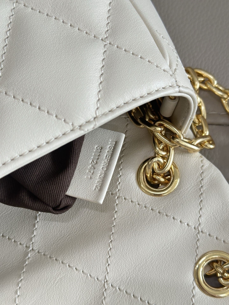 Bv*b*rry satchel bags